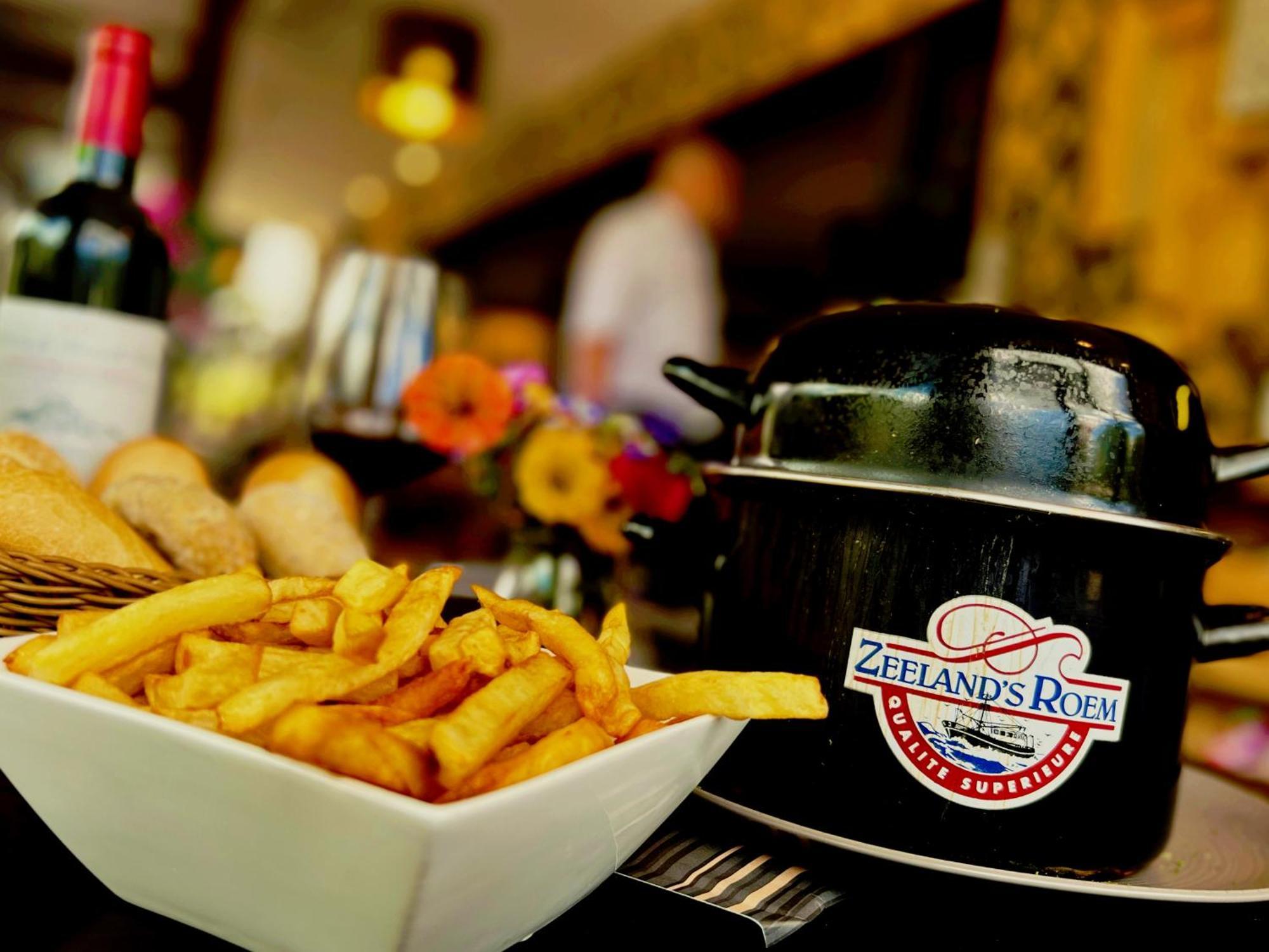 Au Sommet De La Cascade Hotel Stavelot Eksteriør billede