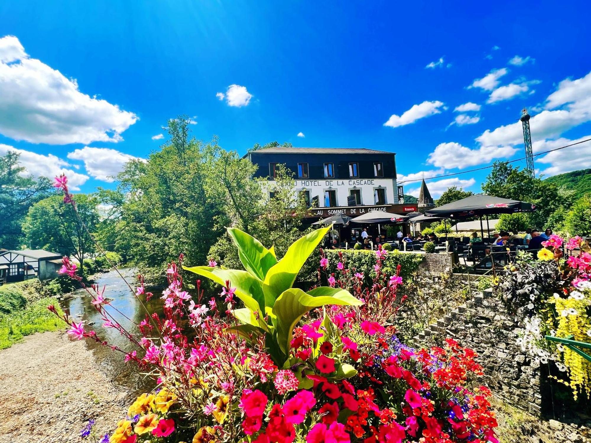 Au Sommet De La Cascade Hotel Stavelot Eksteriør billede