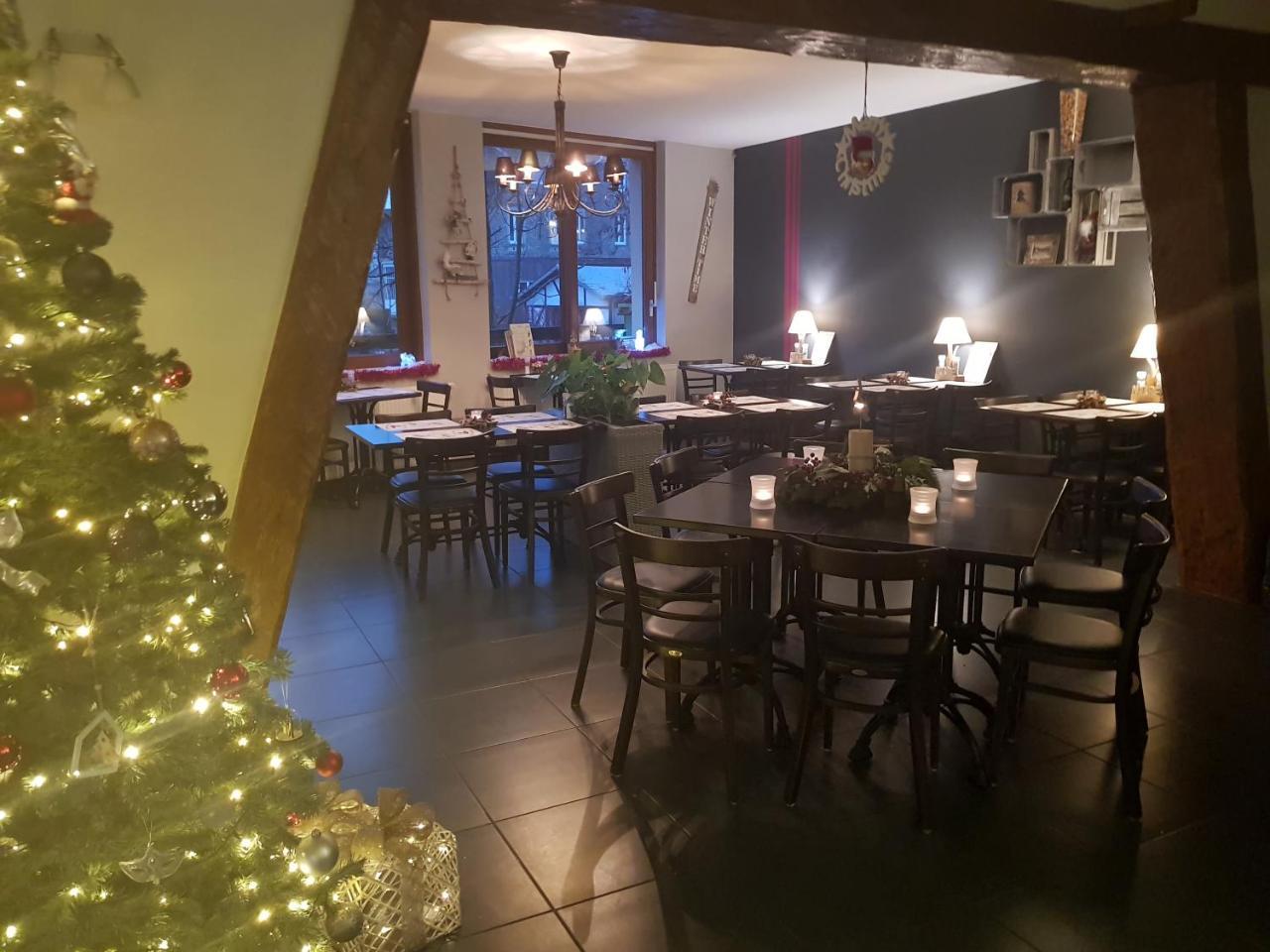 Au Sommet De La Cascade Hotel Stavelot Eksteriør billede