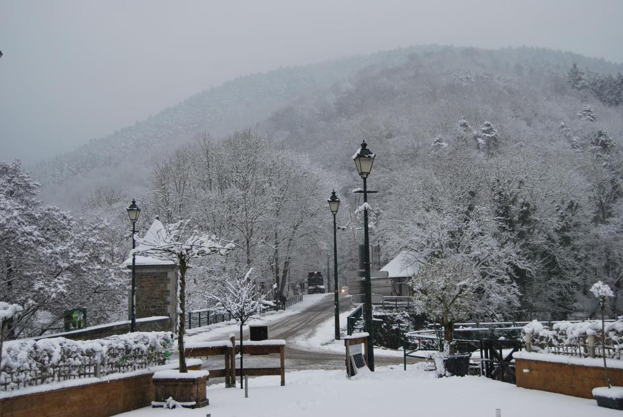 Au Sommet De La Cascade Hotel Stavelot Eksteriør billede